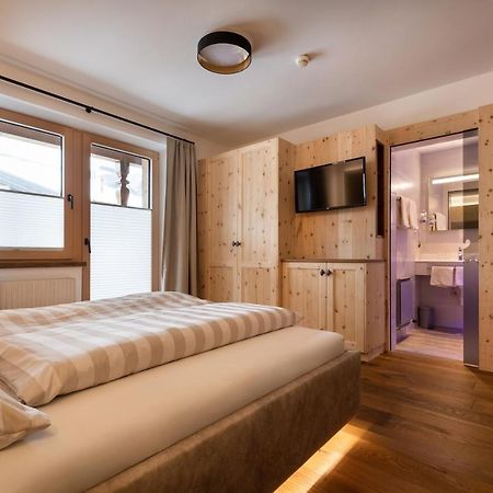 Hotel Garni Landhaus Platzer Целль-ам-Ціллер Екстер'єр фото