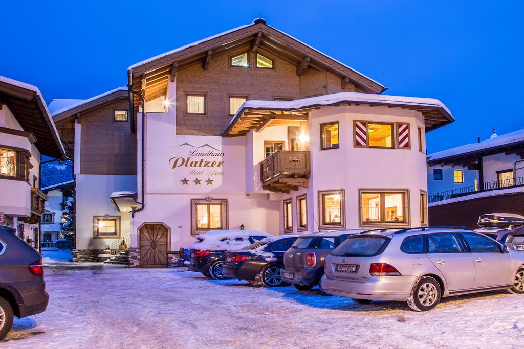 Hotel Garni Landhaus Platzer Целль-ам-Ціллер Екстер'єр фото